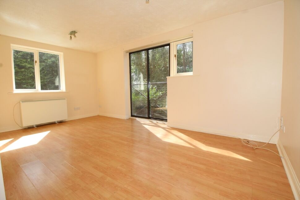 Flat Tongdean Lane in Brighton