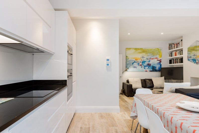 House Tadmor Street in Greater London