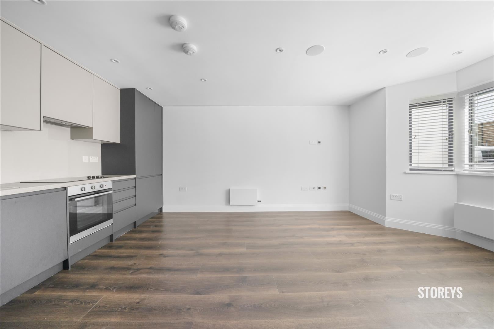 Flat Denmark Street in Watford