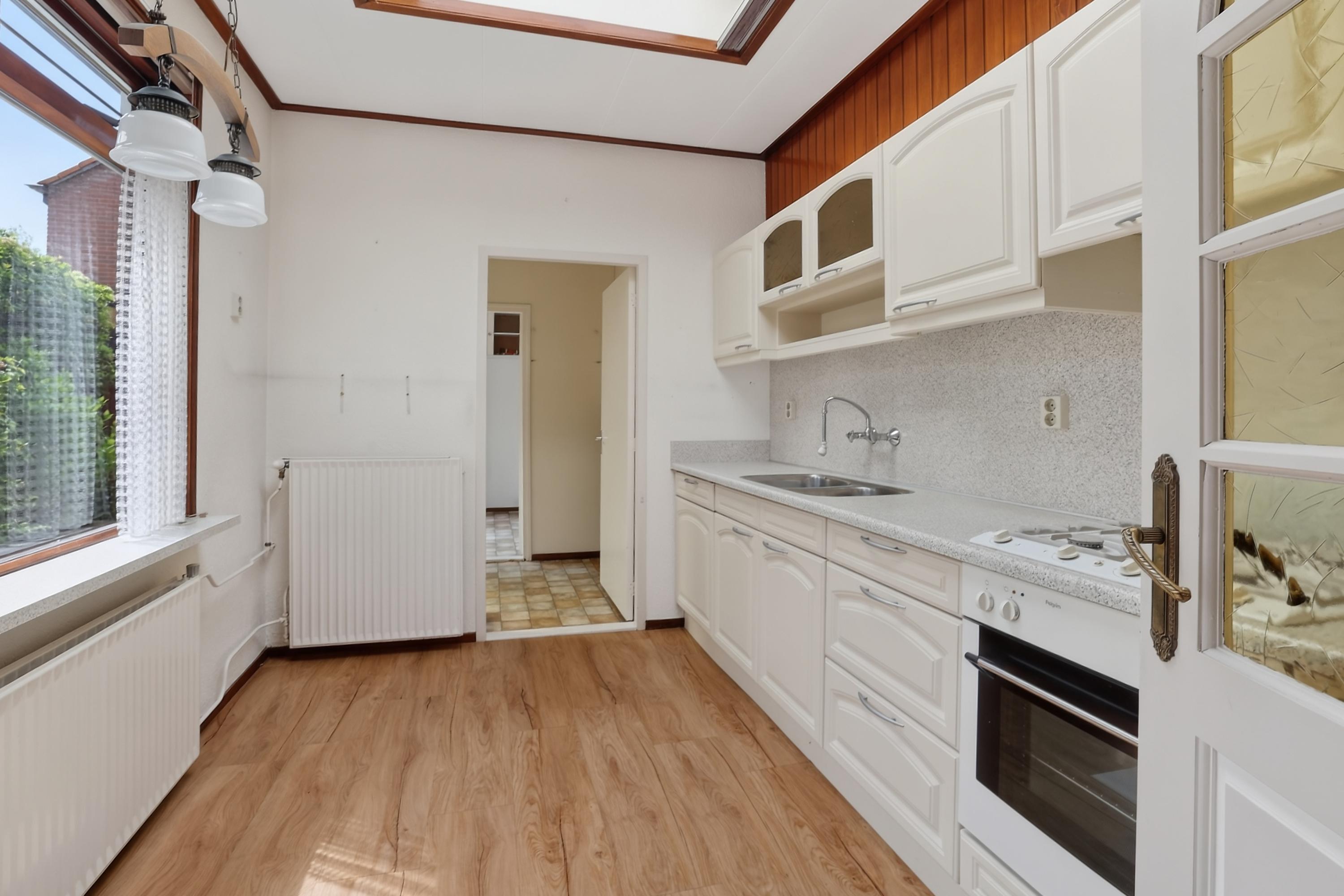 Tussenwoning te koop: Prins Bernhardstraat 20, Stellendam