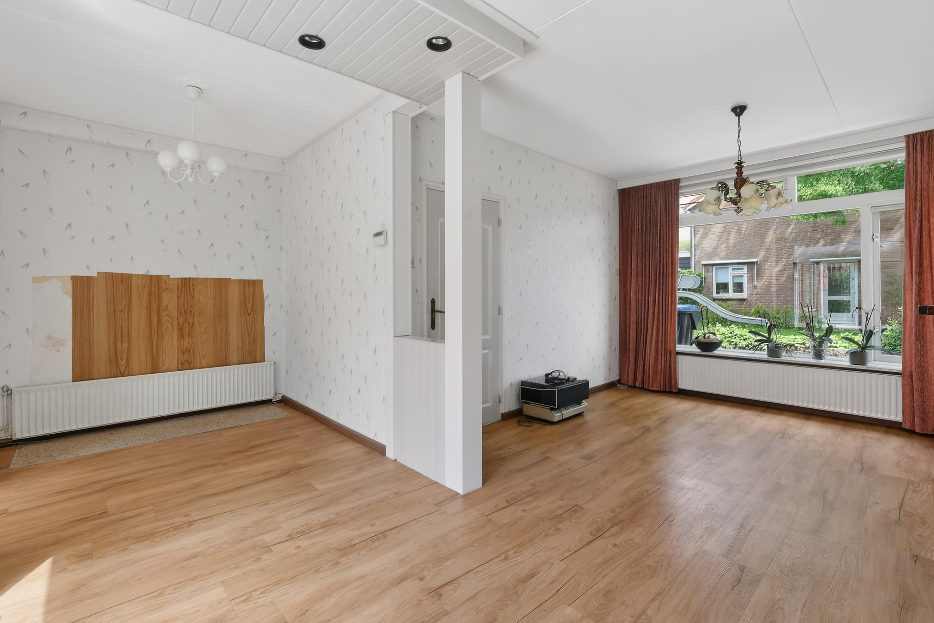 Tussenwoning te koop: Prins Bernhardstraat 20, Stellendam