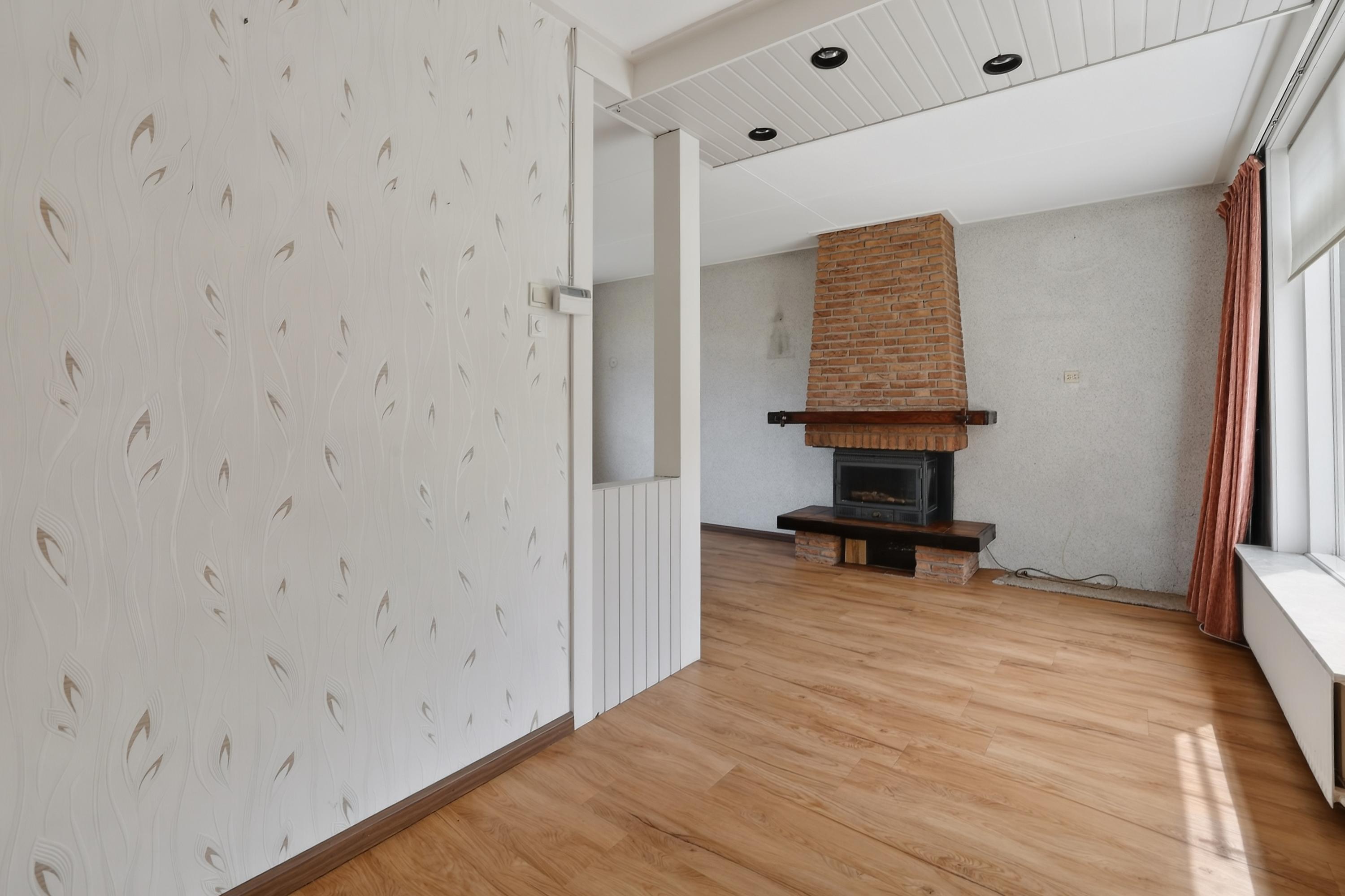 Tussenwoning te koop: Prins Bernhardstraat 20, Stellendam