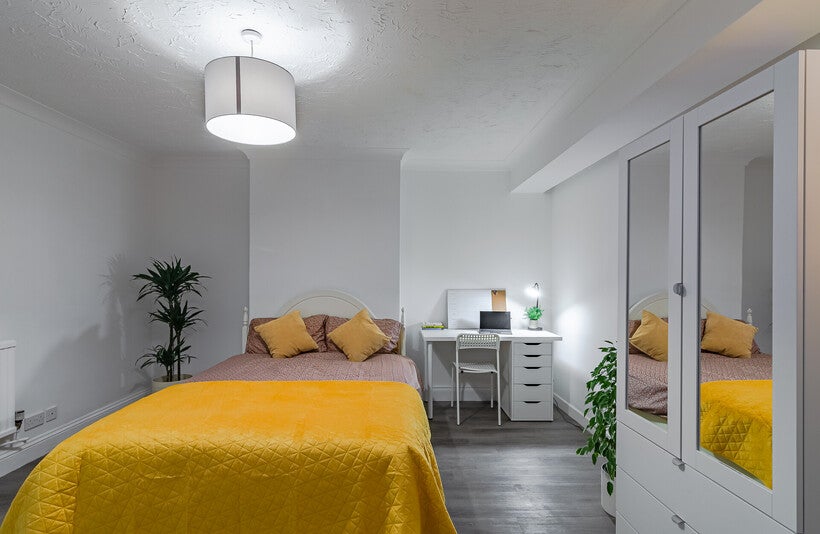 Room Dereham Road in Norwich