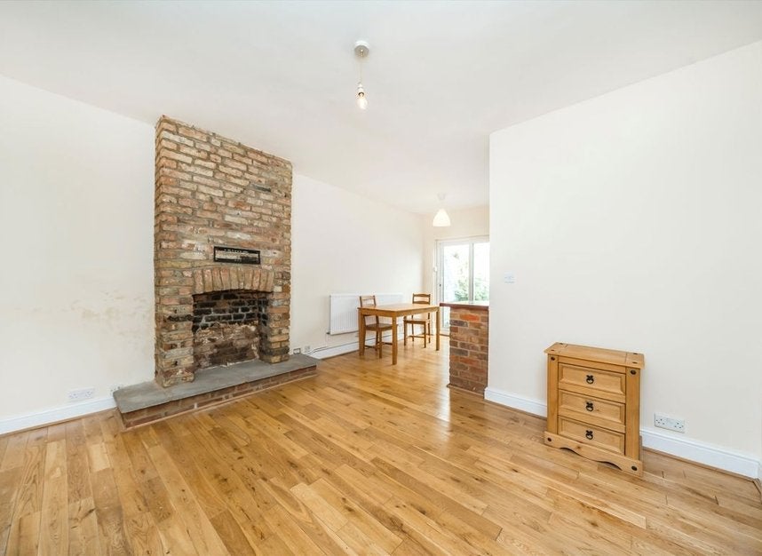 House Ashbourne Terrace in Greater London
