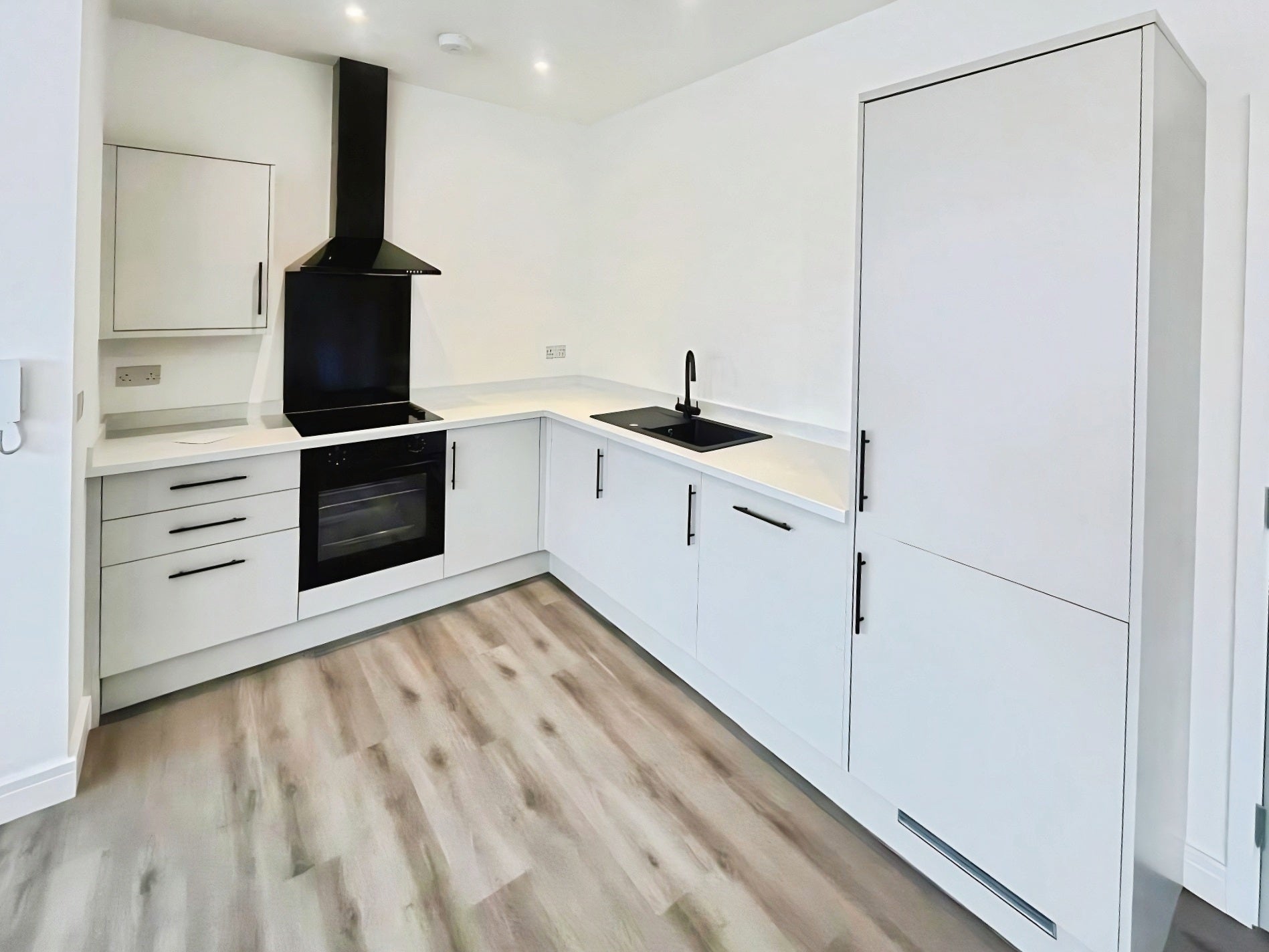 Flat Albert Place in Peterborough