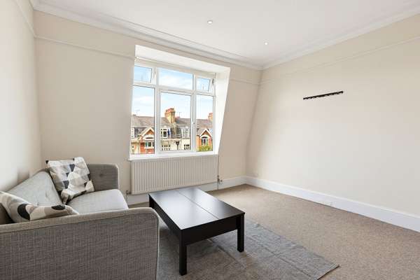 Flat Widley Road in City of Westminster