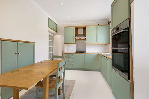 Flat Widley Road in City of Westminster