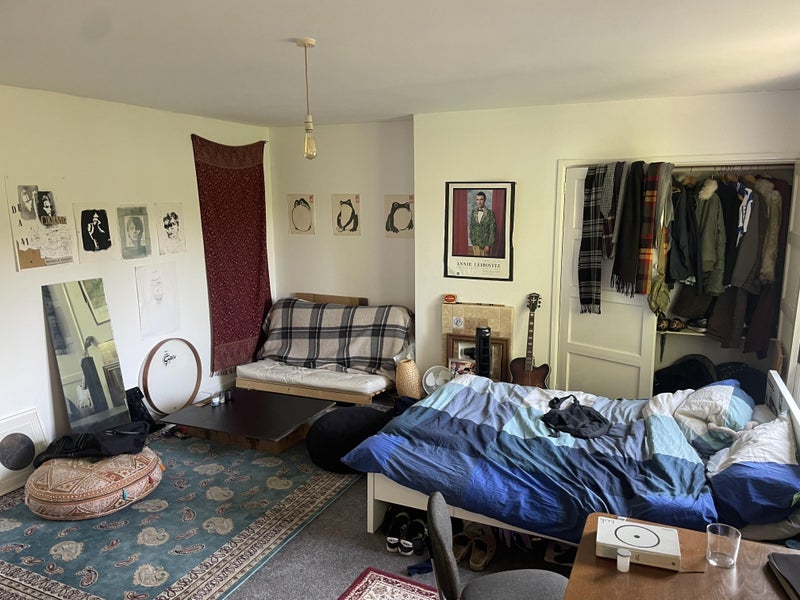 Room Coronation Road in Bristol