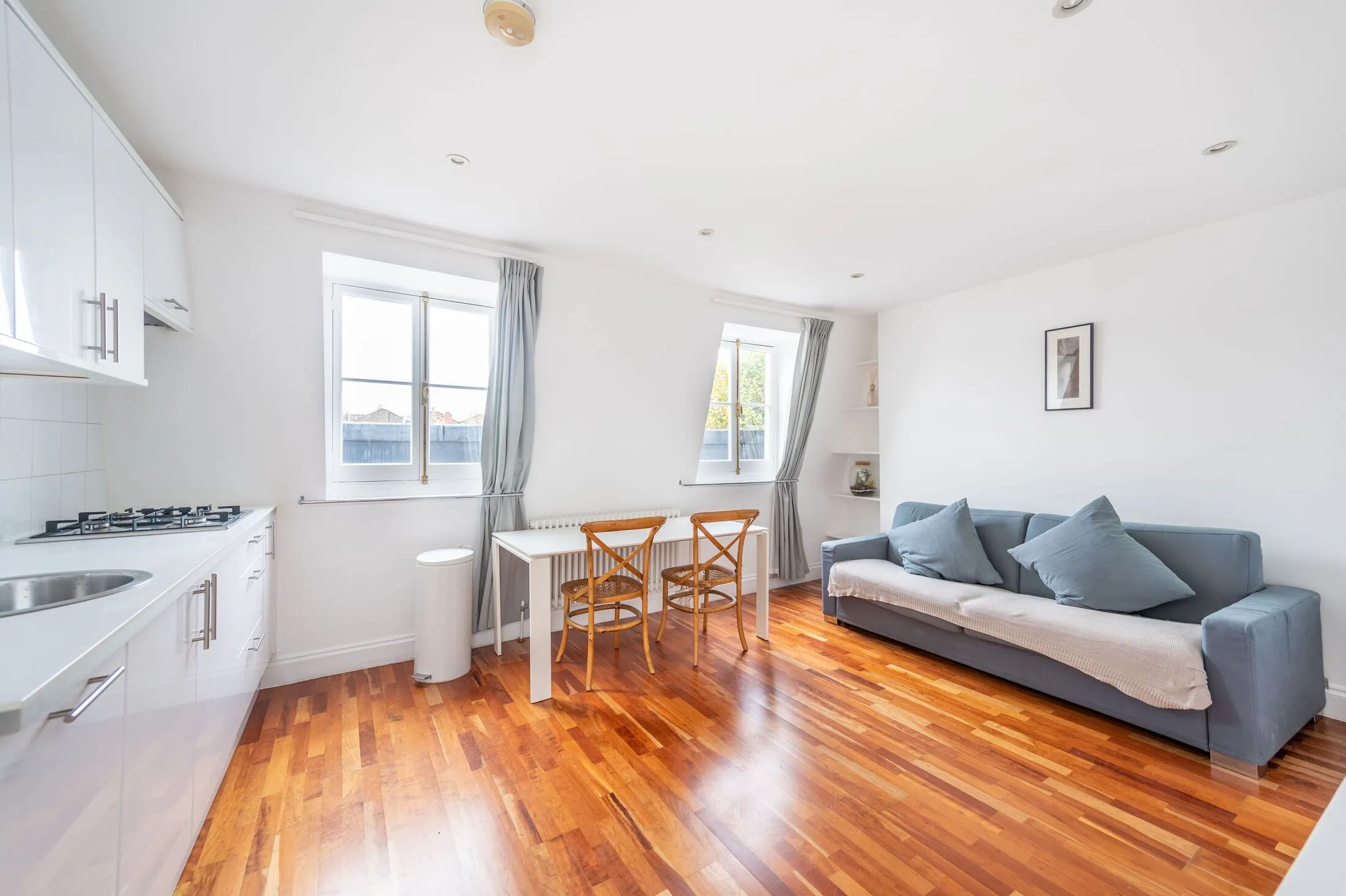 Flat Northumberland Place in City of Westminster