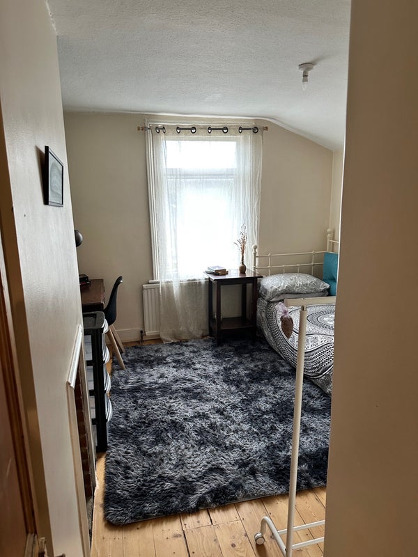 Room Ramsay Road in Greater London