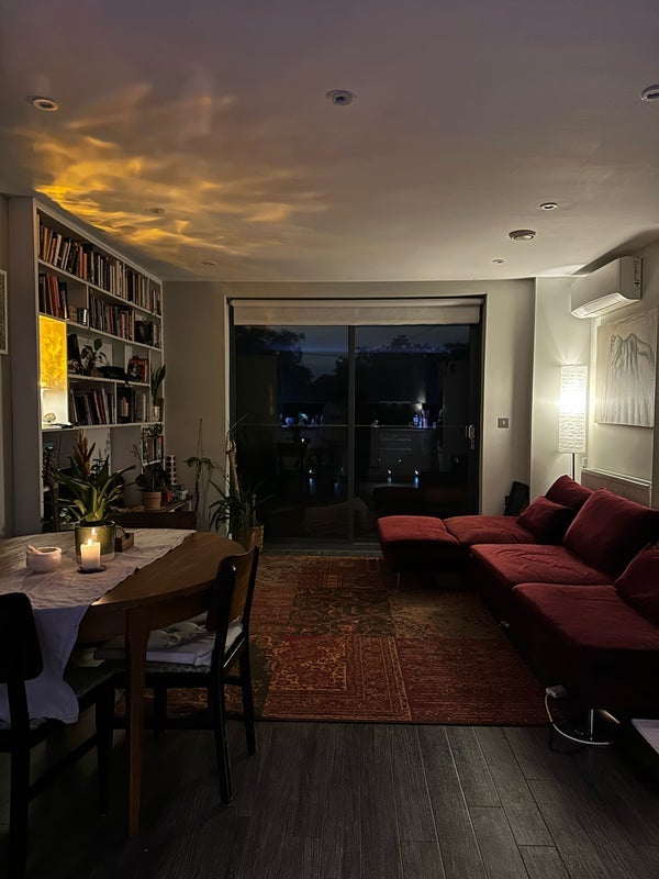 Flat Essex Wharf in Greater London