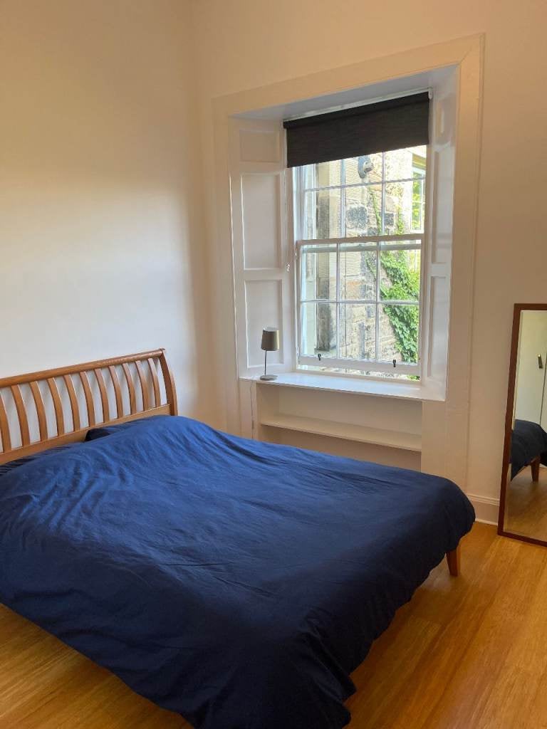 Flat Rankeillor Street in City of Edinburgh