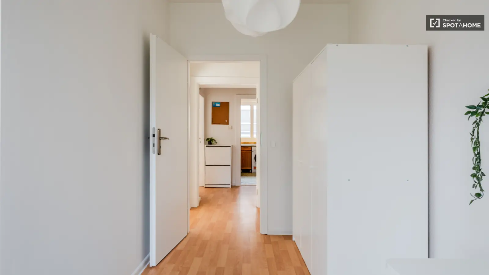 Wohnung Hohenzollerndamm in Berlin
