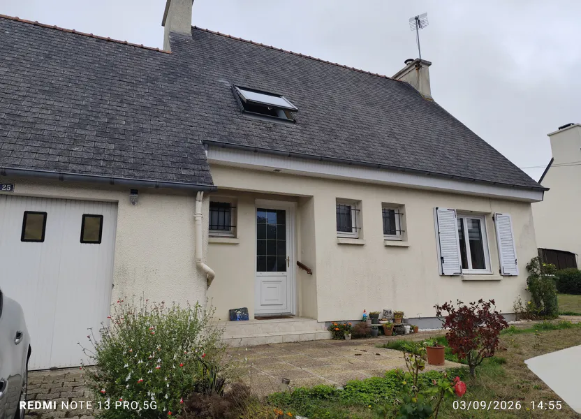House Rue des Noisetiers in Landivisiau