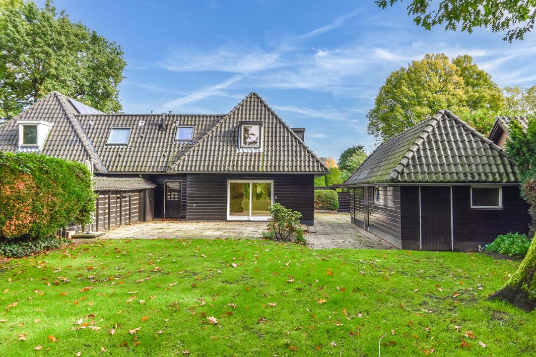 Huis Ooghout 20 in Laren