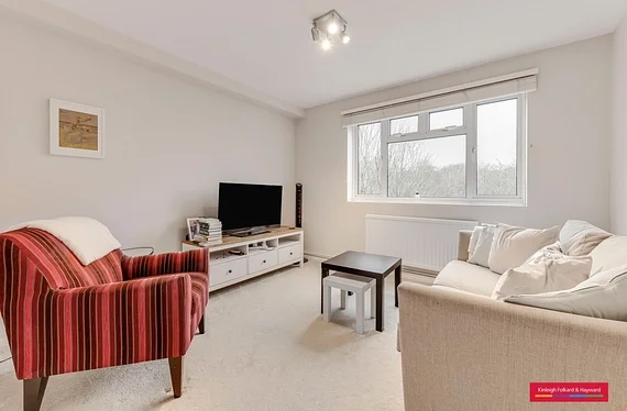 Flat Wood Lane in Greater London