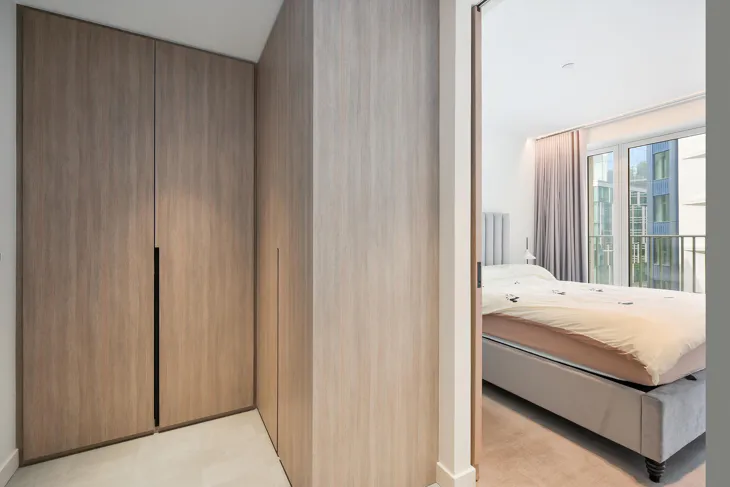 Flat Lewis Cubitt Walk in Greater London