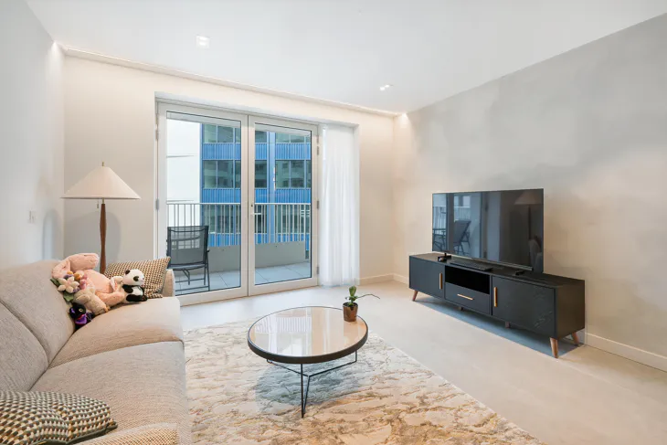 Flat Lewis Cubitt Walk in Greater London