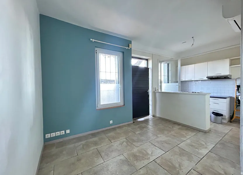 Flat Quai Saint-Pierre in Arles