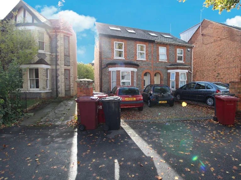 House Erleigh Road in Reading
