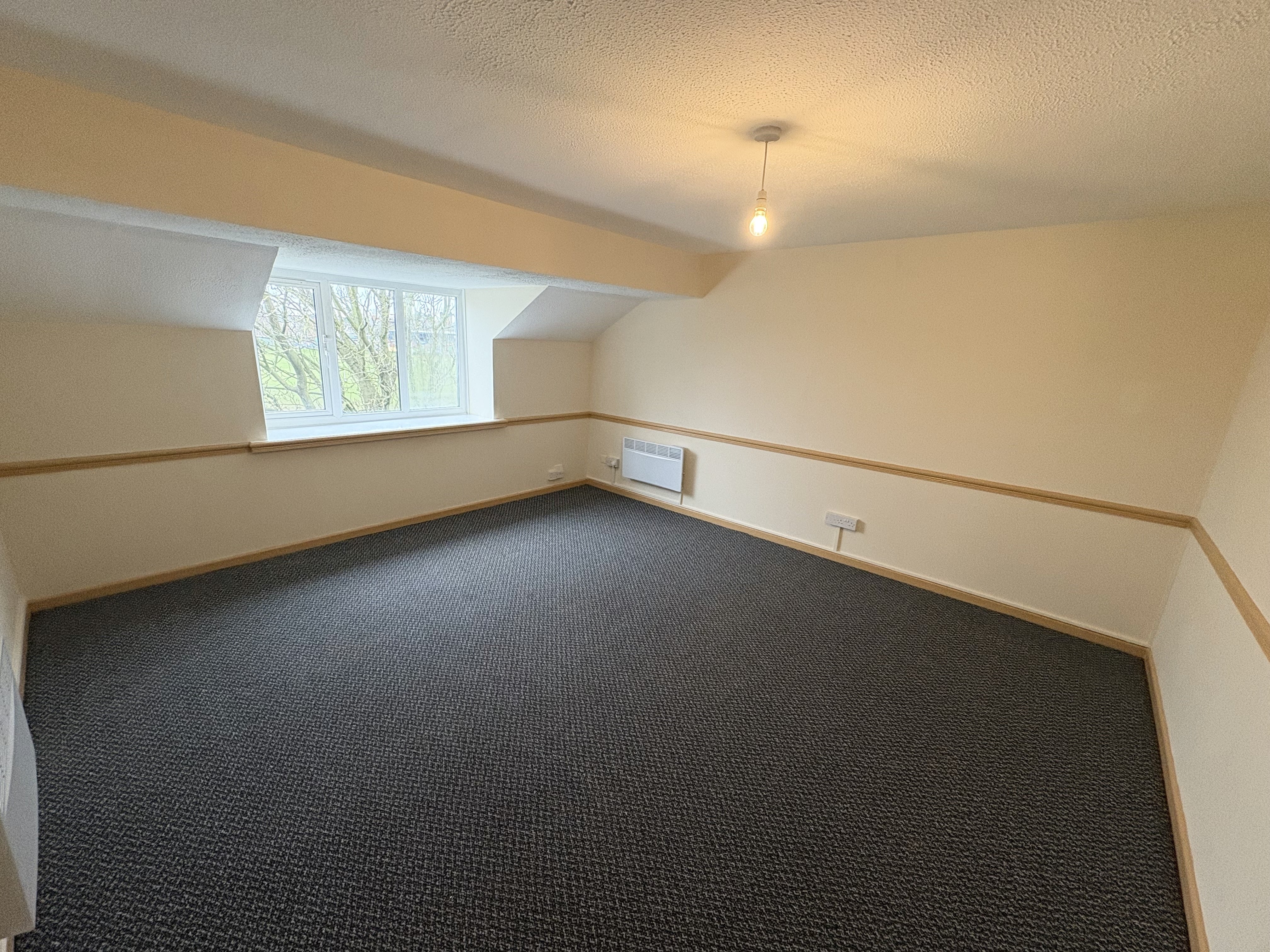 Flat Harlequin Court in Cardiff