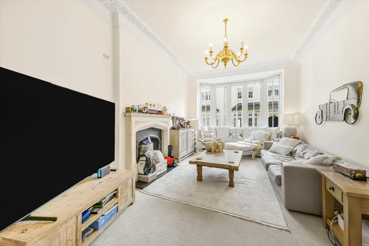 House Park Village West in Greater London