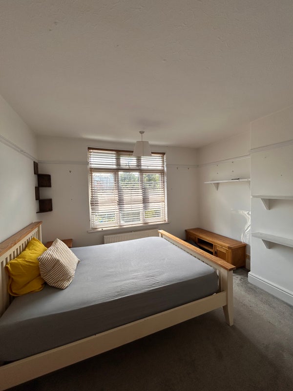 Room Blackberry Hill in Bristol