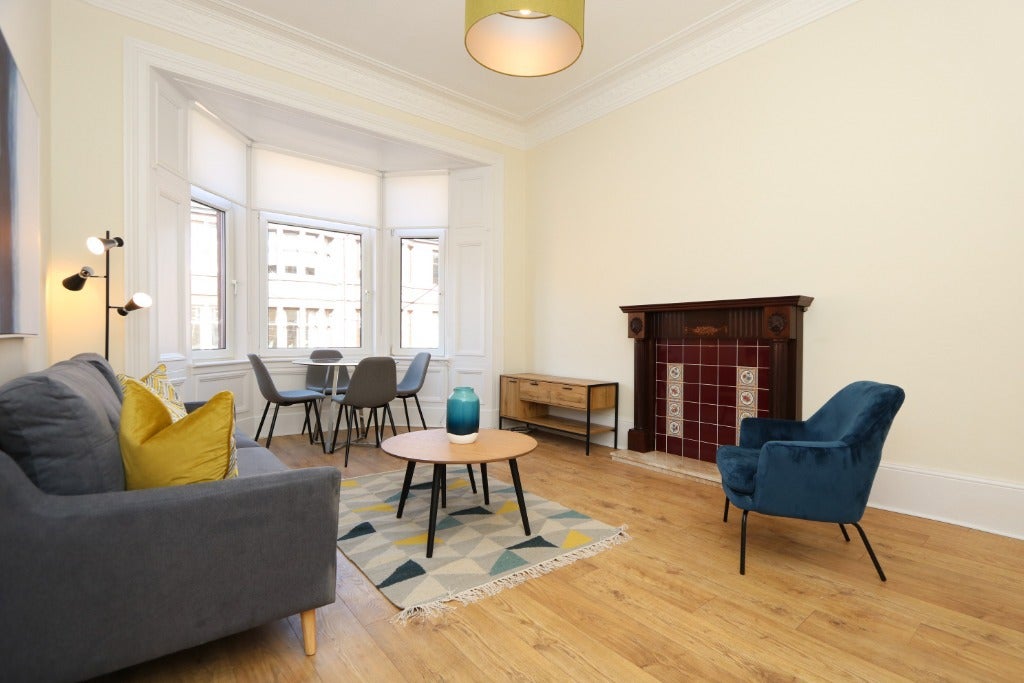 Flat Dundrennan Road in Glasgow