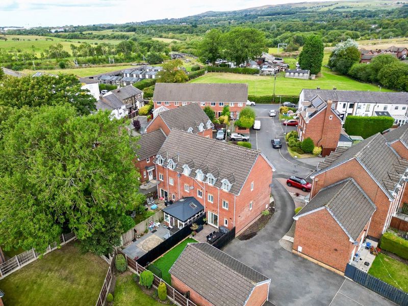 House Hadleigh Green in Bolton
