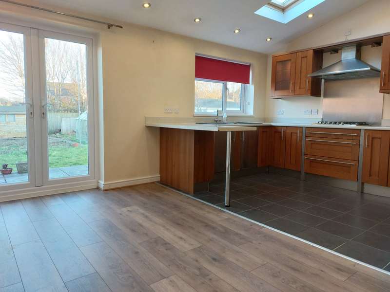House Cricklade Road in Swindon