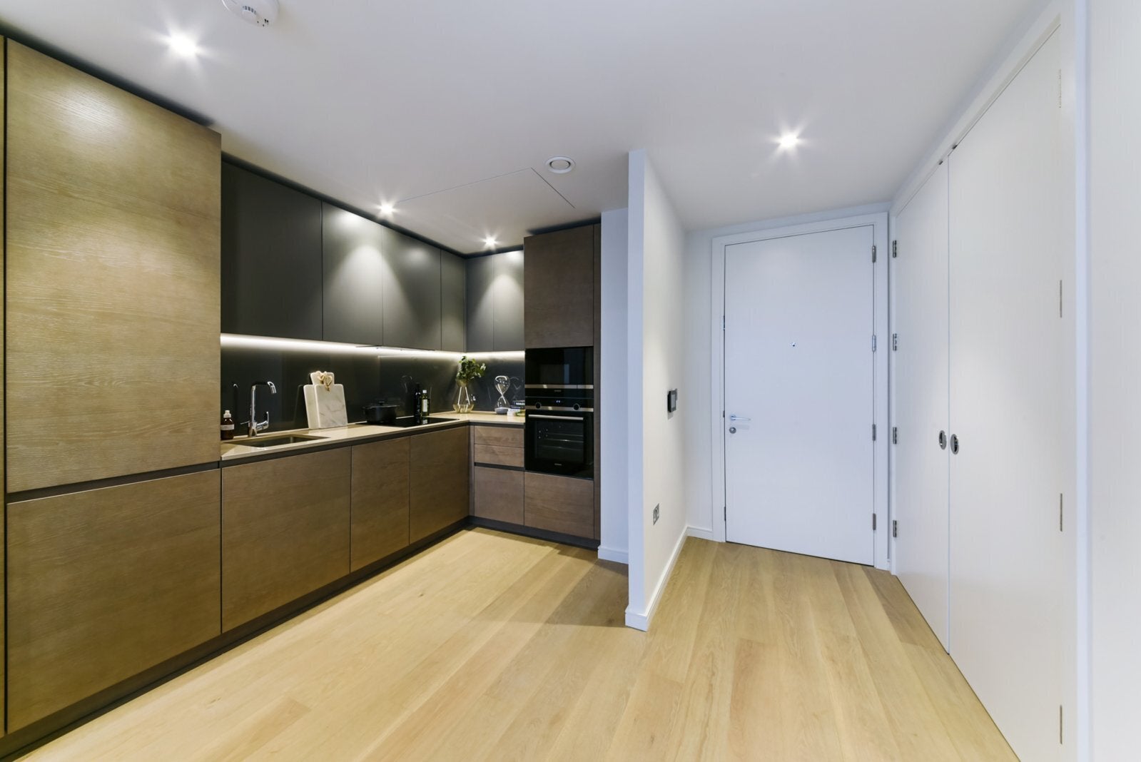 Flat George Street in Greater London