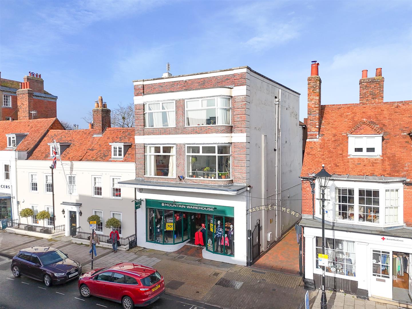 Flat High Street in New Forest