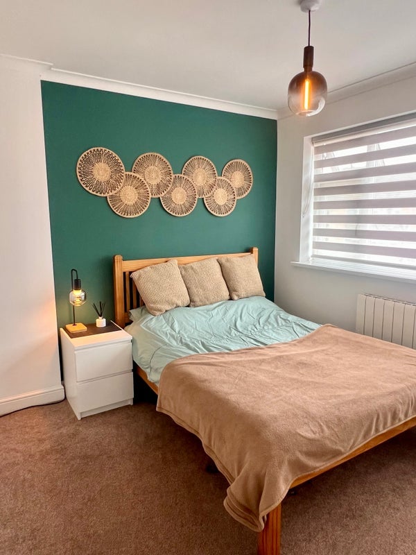 Room Attwoods Close in Chelmsford