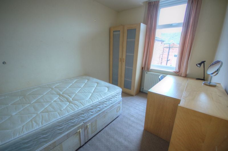 Flat Bayswater Road in Newcastle upon Tyne