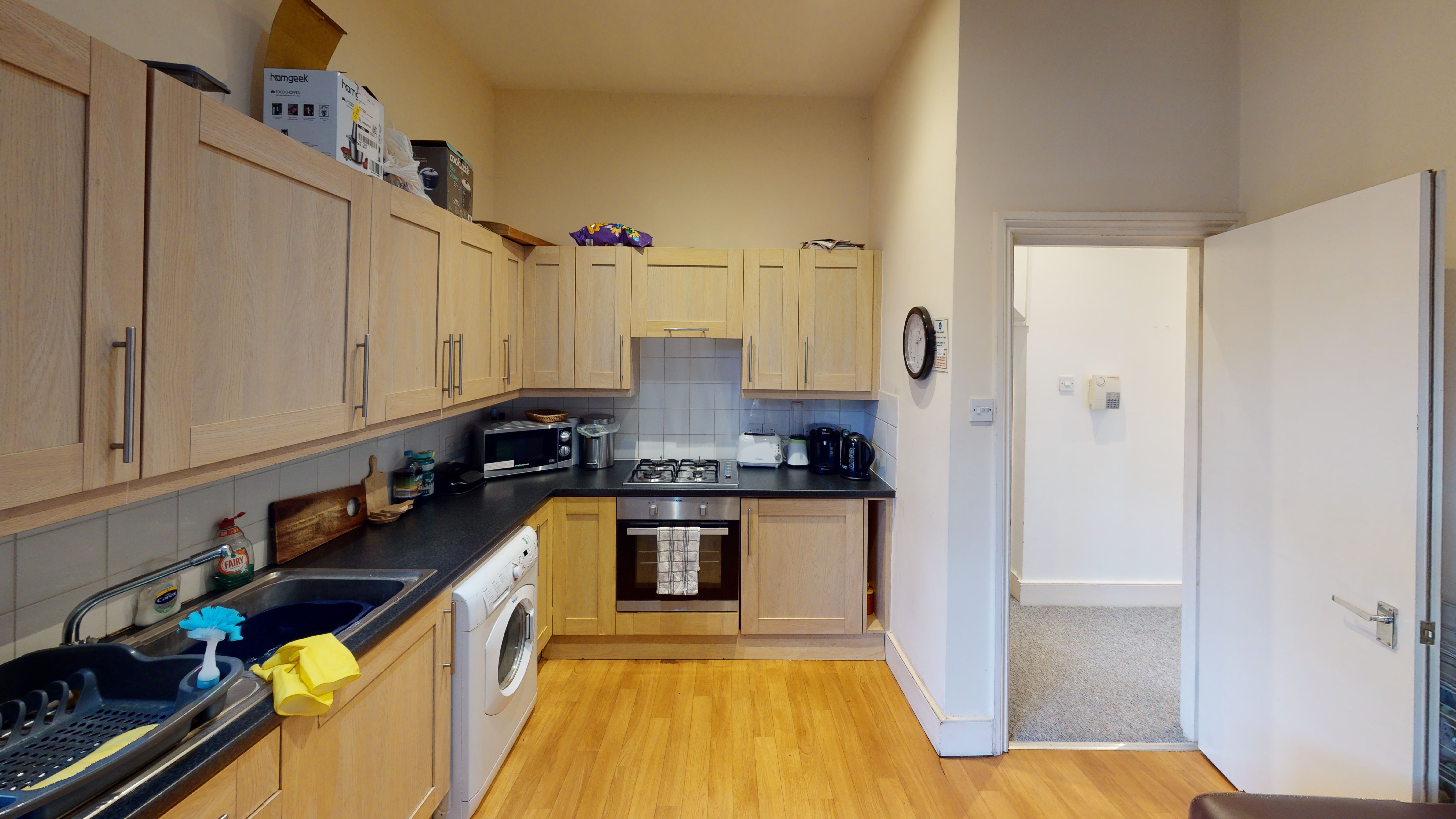 Flat Mount Nod Road in Greater London