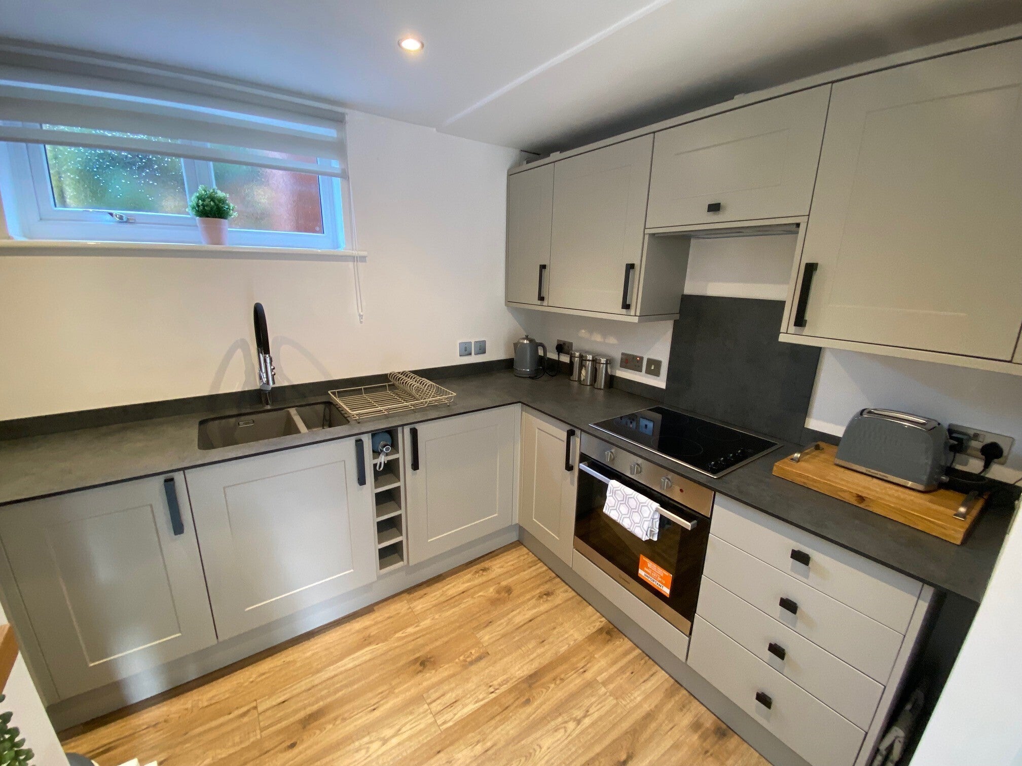 Room Millside in Cannock Chase