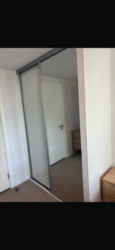 Flat Dearmans Place in Salford