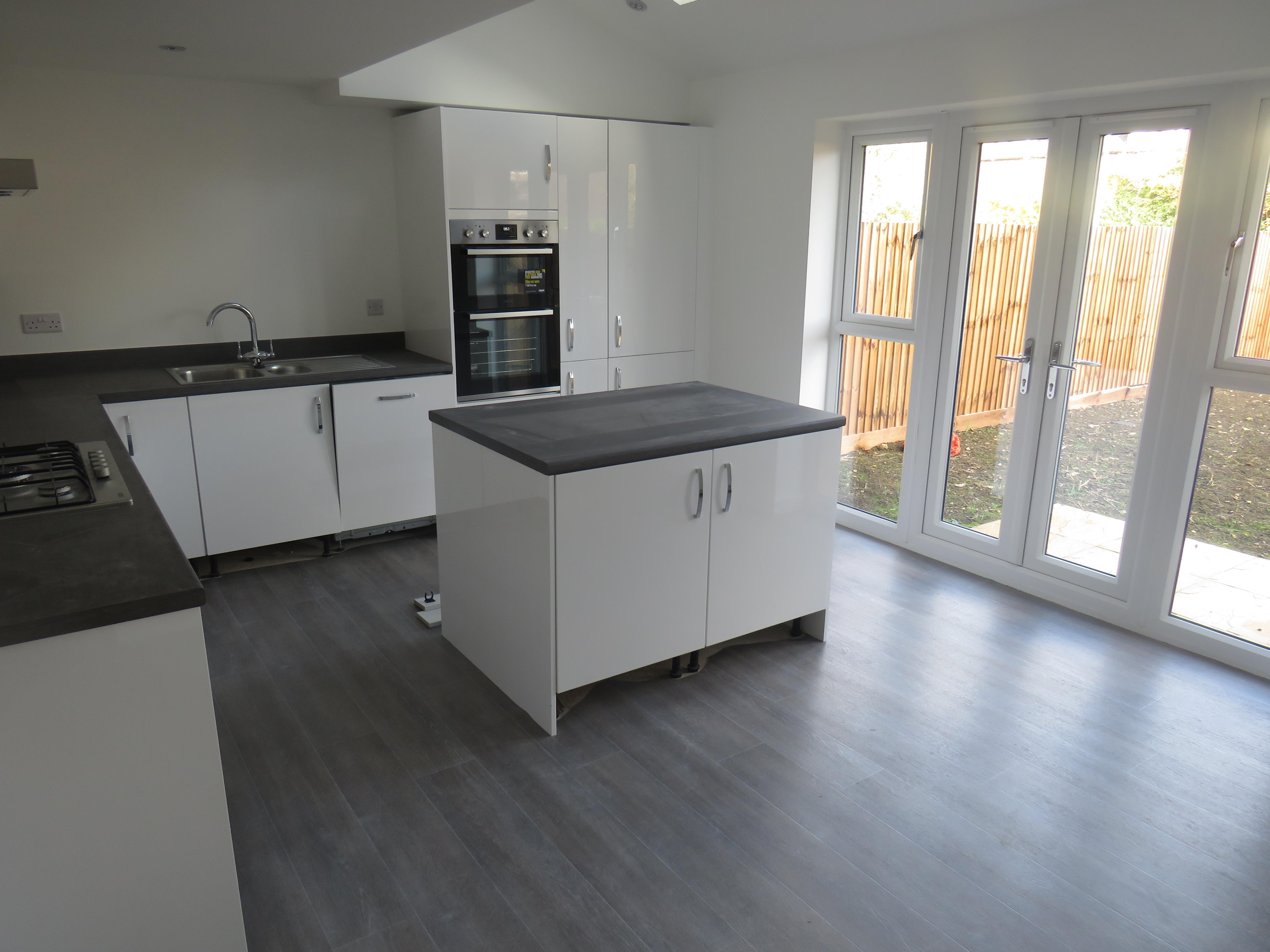 Room St Johns Close in Peterborough
