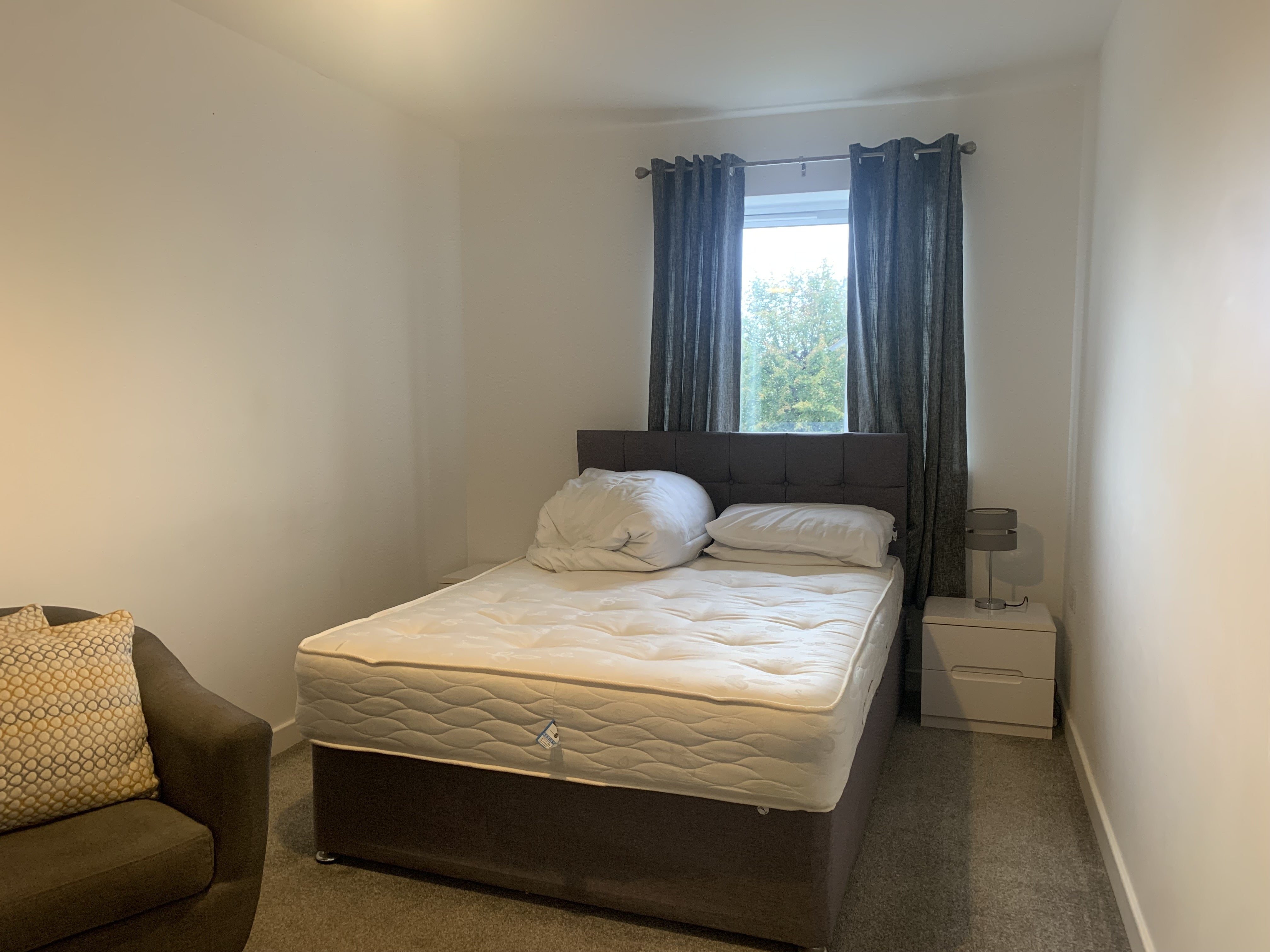 Room St Johns Close in Peterborough