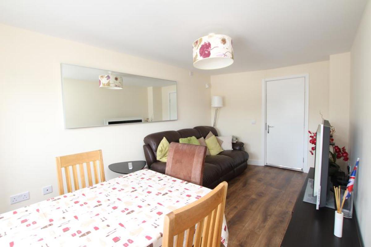 Room Home Leas Close in Stoke Gifford