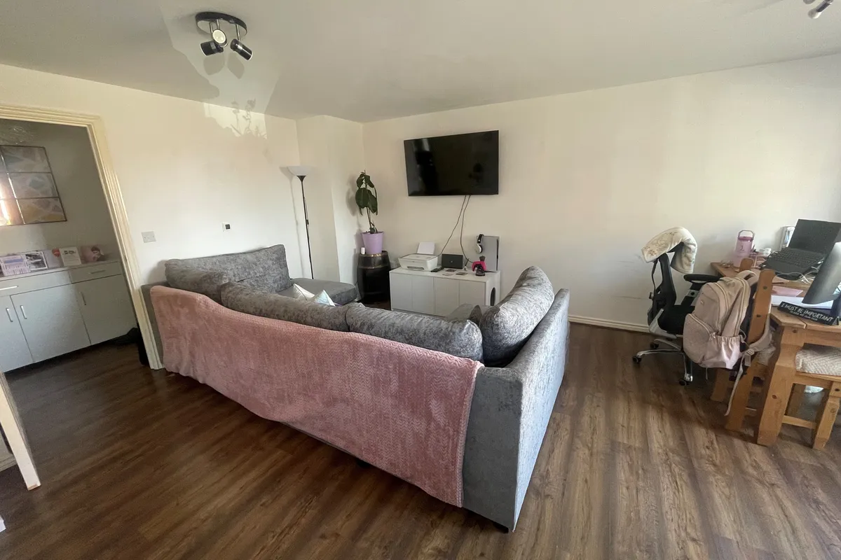Room Celsus Grove in Swindon