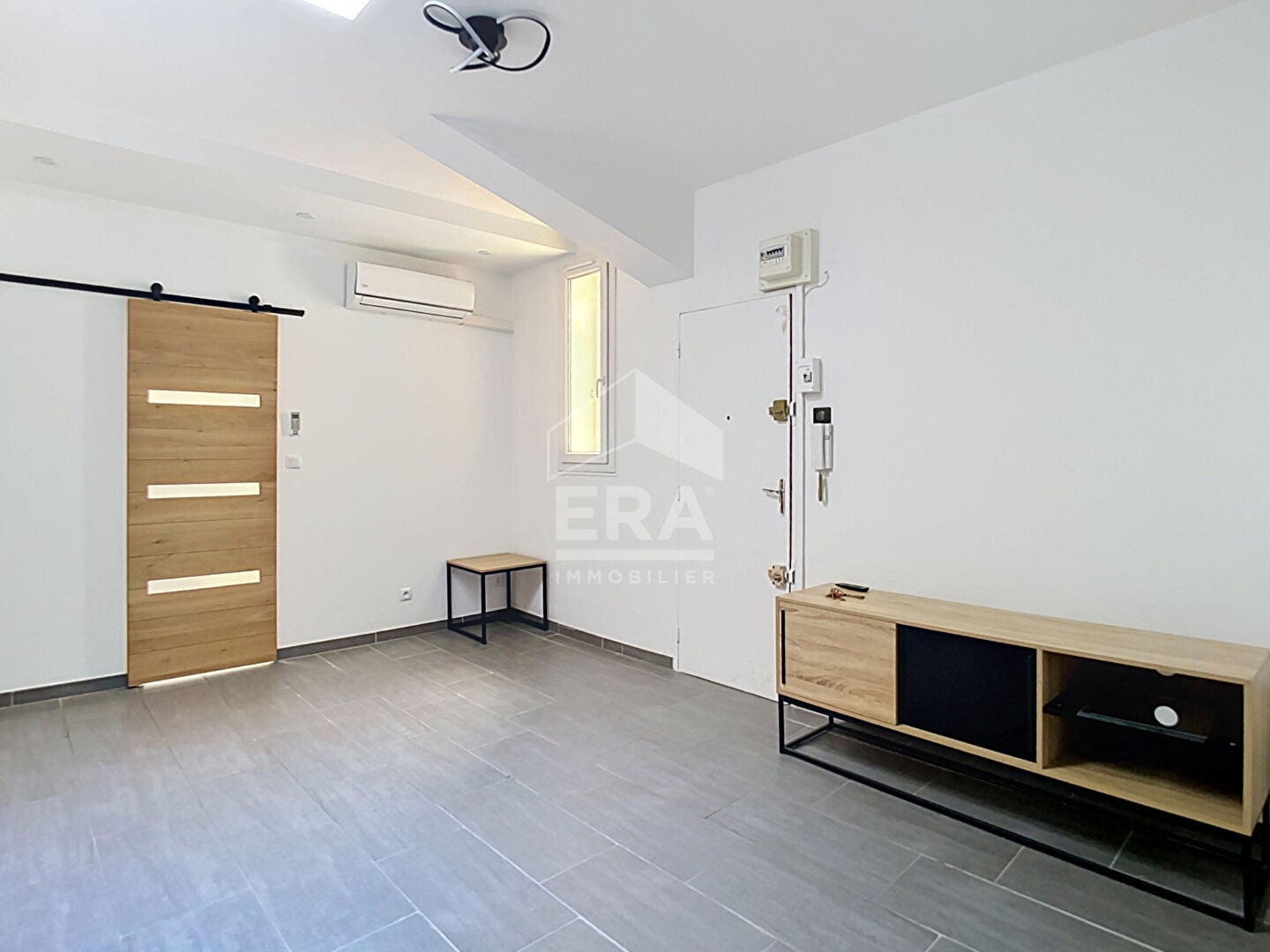 Flat Rue Puits Madame in Marignane