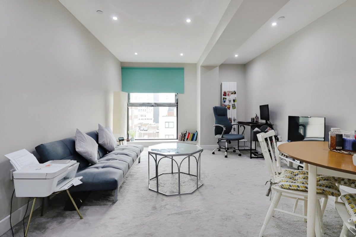 Flat Newington Avenue in Southend-on-Sea