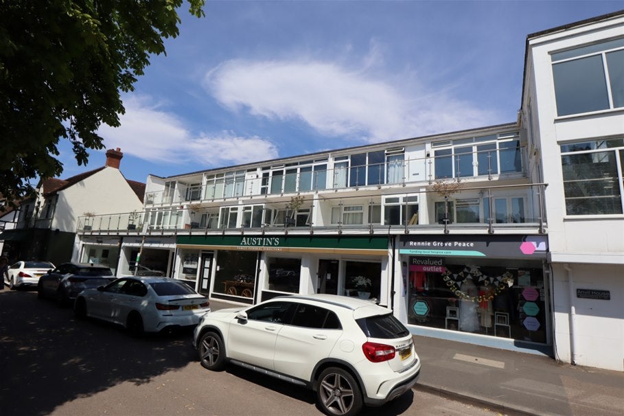 Flat High Street in St Albans