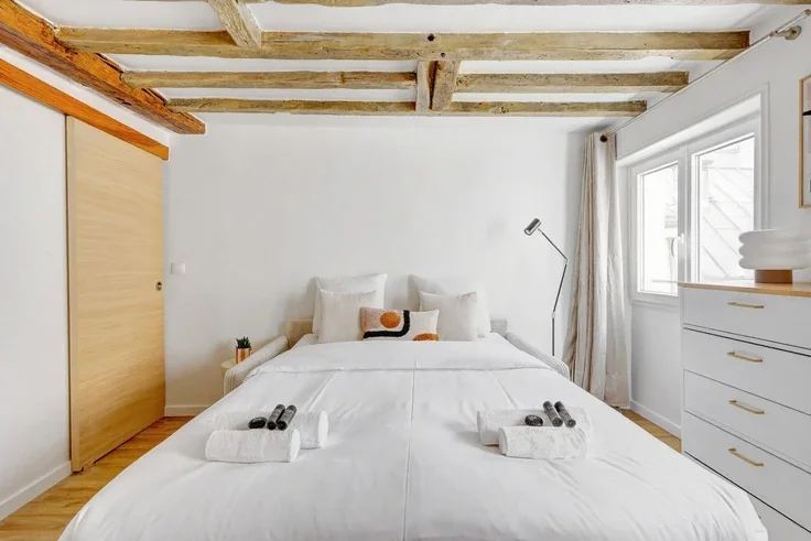 Flat Rue Charlot in Paris