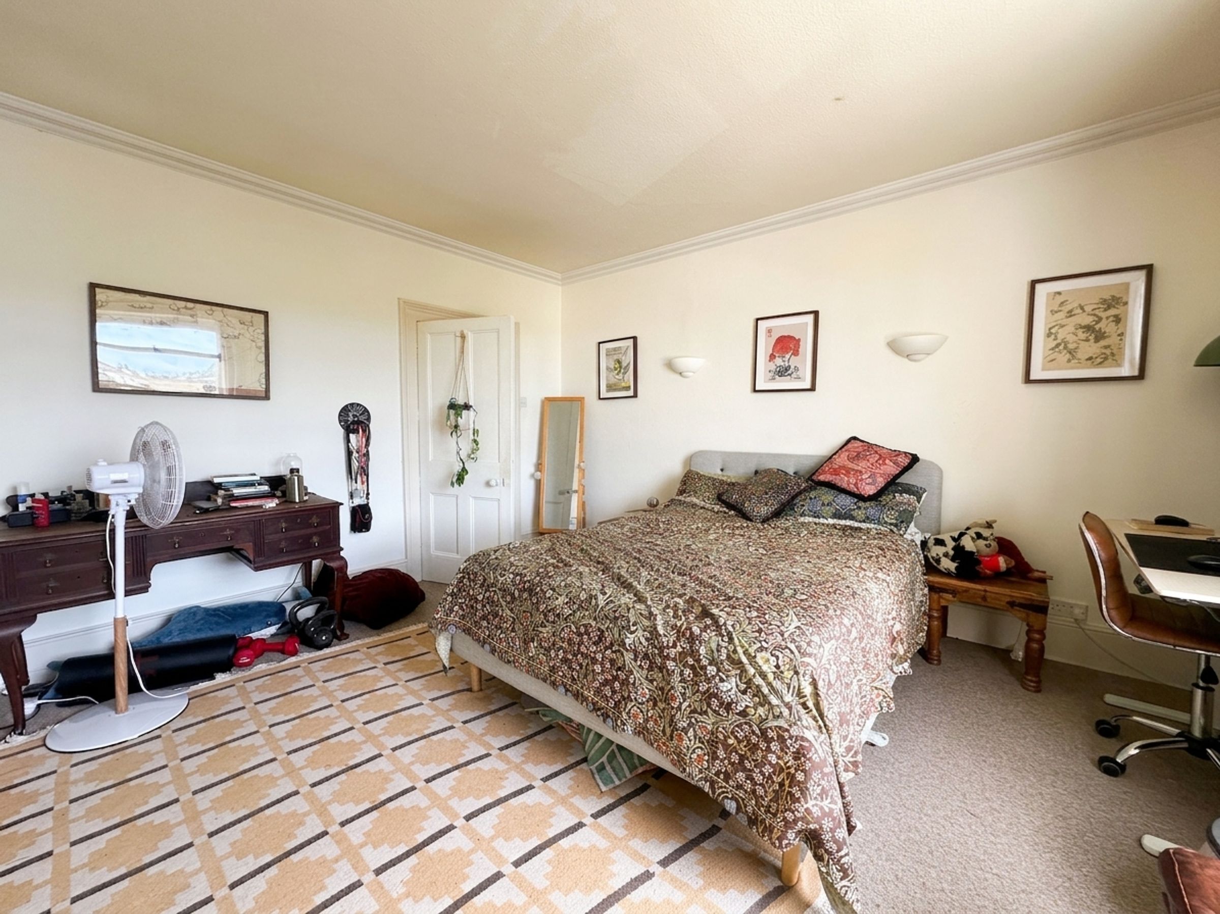 Flat Canynge Square in Bristol