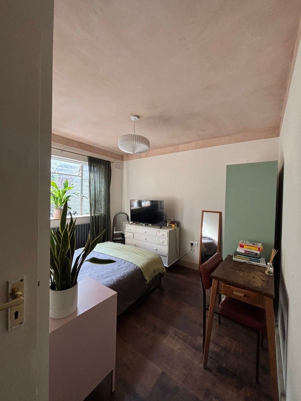 Room Vicars Hill in Greater London