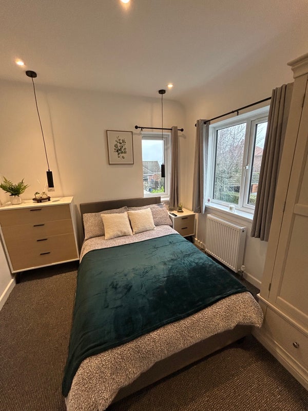 Room Plains Road in Gedling