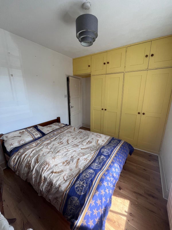 Room Cranbrook Road in Greater London