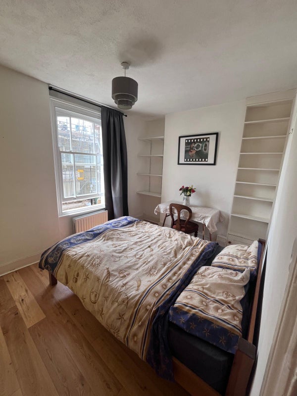 Room Cranbrook Road in Greater London